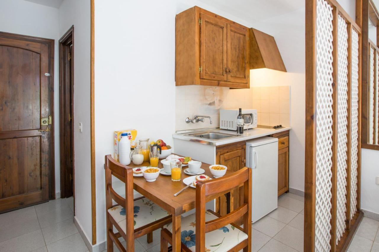 Estel Blanc Apartments - Adults Only Cala'N Blanes  Camera foto